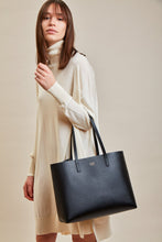 Load image into Gallery viewer, Carryall Tote - True Black
