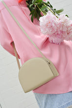 Load image into Gallery viewer, Calf Dia Crossbody - Toasted Almond
