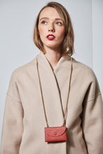 Load image into Gallery viewer, Assembly Chain Cardlet - Rosewood + Sand
